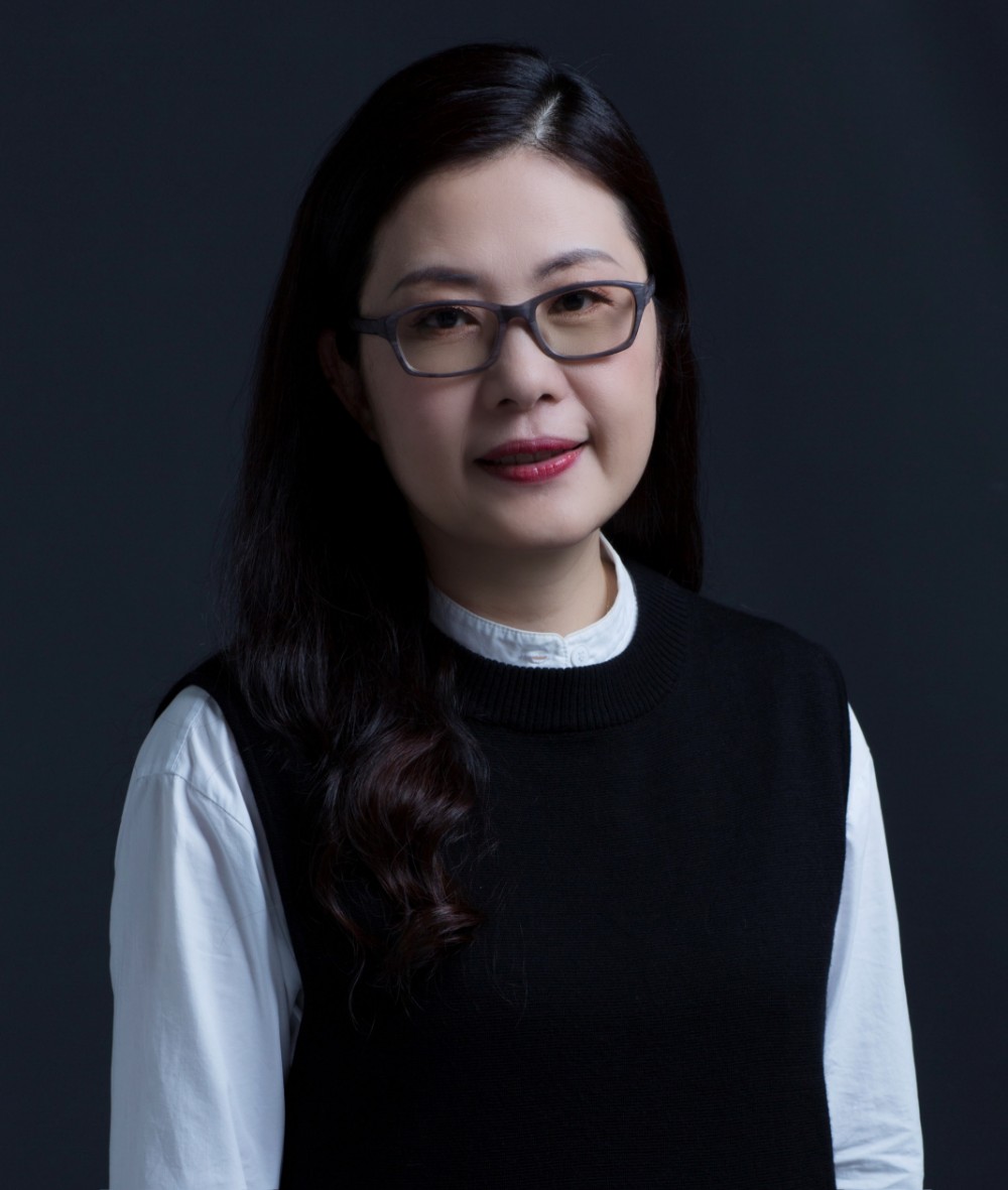  必赢bwin线路检测中心院长、党委副书记 王华琳
