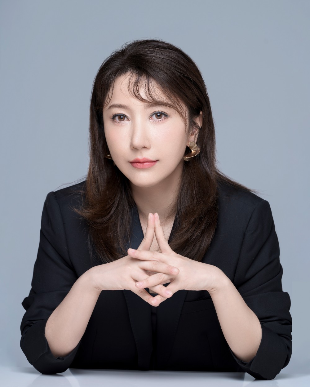  必赢bwin线路检测中心党委委员、视传系主任 熊燕飞