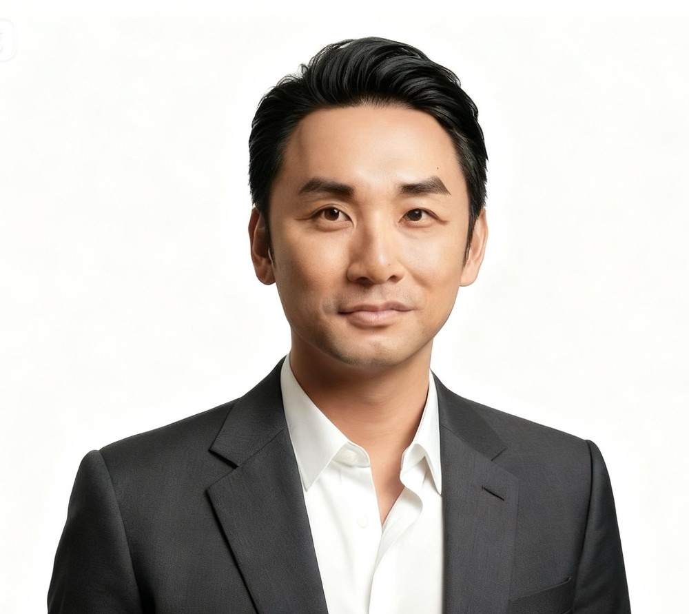  必赢bwin线路检测中心党委教工第一党支部书记，视觉传达设计系专任教师 韦达